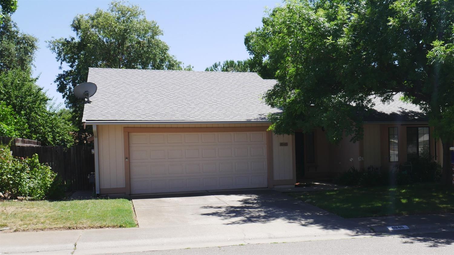 4946 Kurz Cir, Carmichael, CA 95608 photo 1