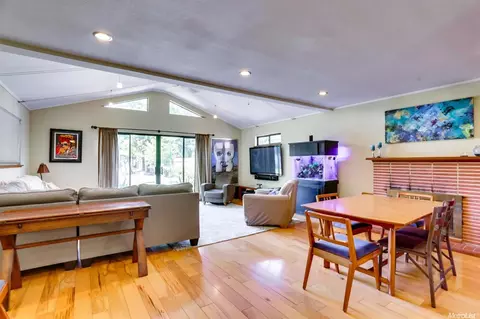 5440 Kenneth Ave, Carmichael, CA 95608 photo 4