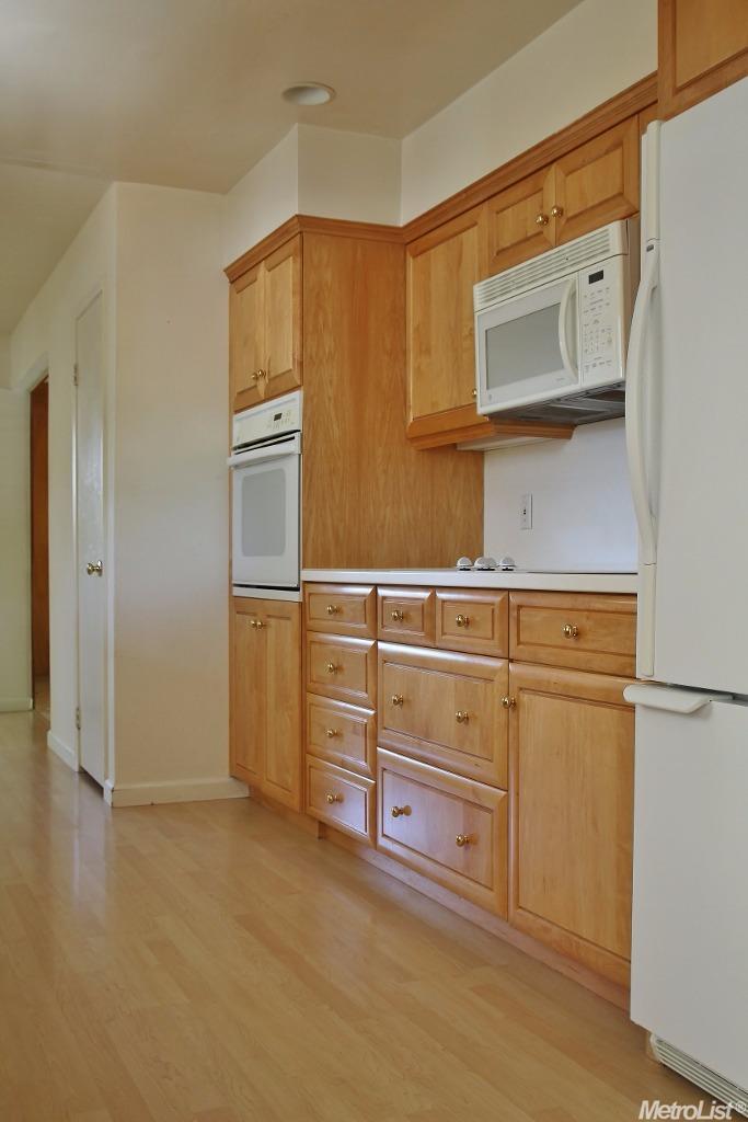 1525 Barnett Cir, Carmichael, CA 95608 photo 5