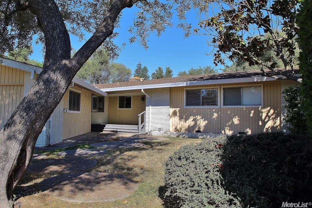 1525 Barnett Cir, Carmichael, CA 95608 photo 3