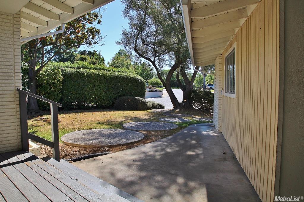 1525 Barnett Cir, Carmichael, CA 95608 photo 21