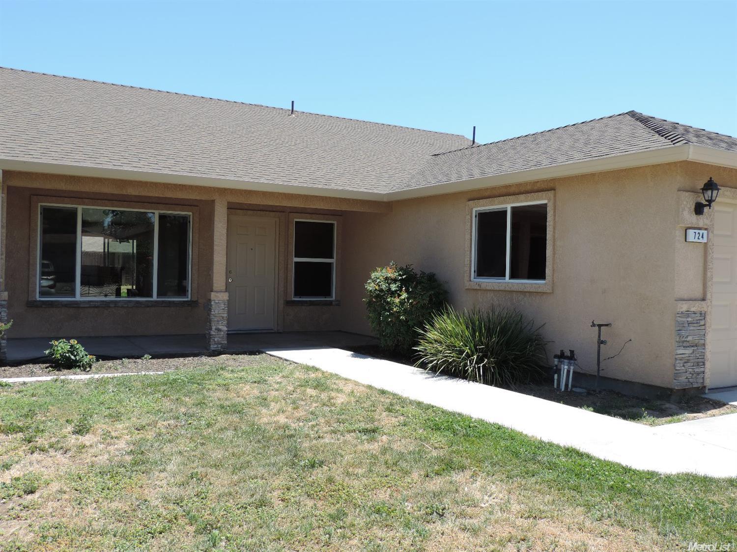 724 Crippen Ave, Modesto, CA 95351 photo 2