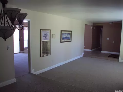 555 Fullerton Dr, Turlock, CA 95382 photo 3
