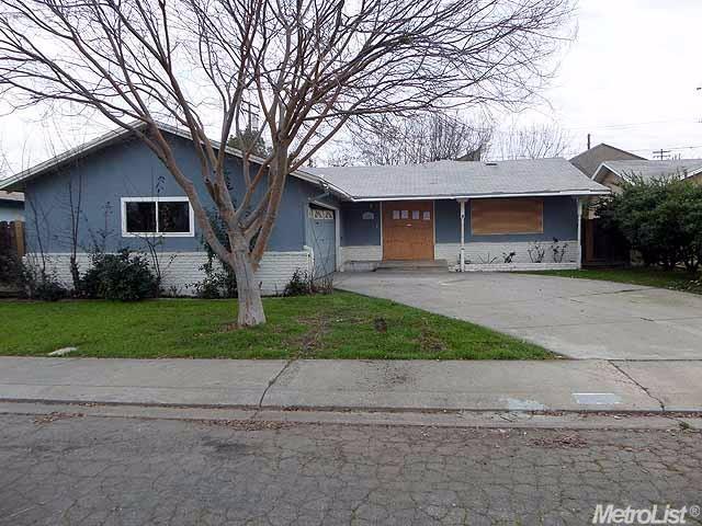 2204 Reseda Ln, Modesto, CA 95350 photo 1