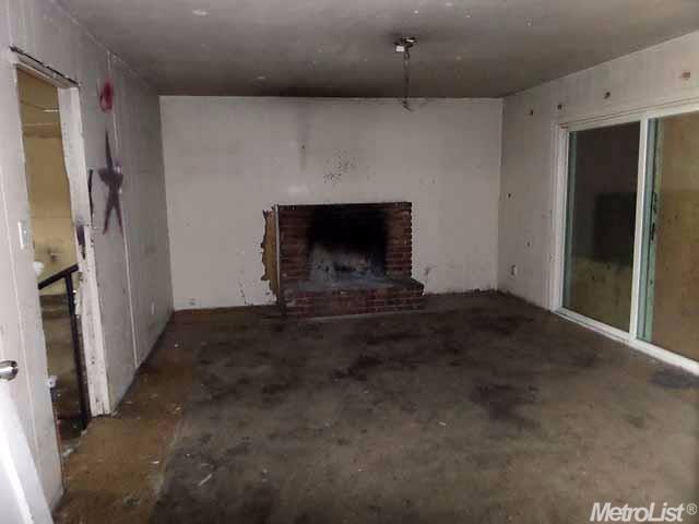 2204 Reseda Ln, Modesto, CA 95350 photo 2