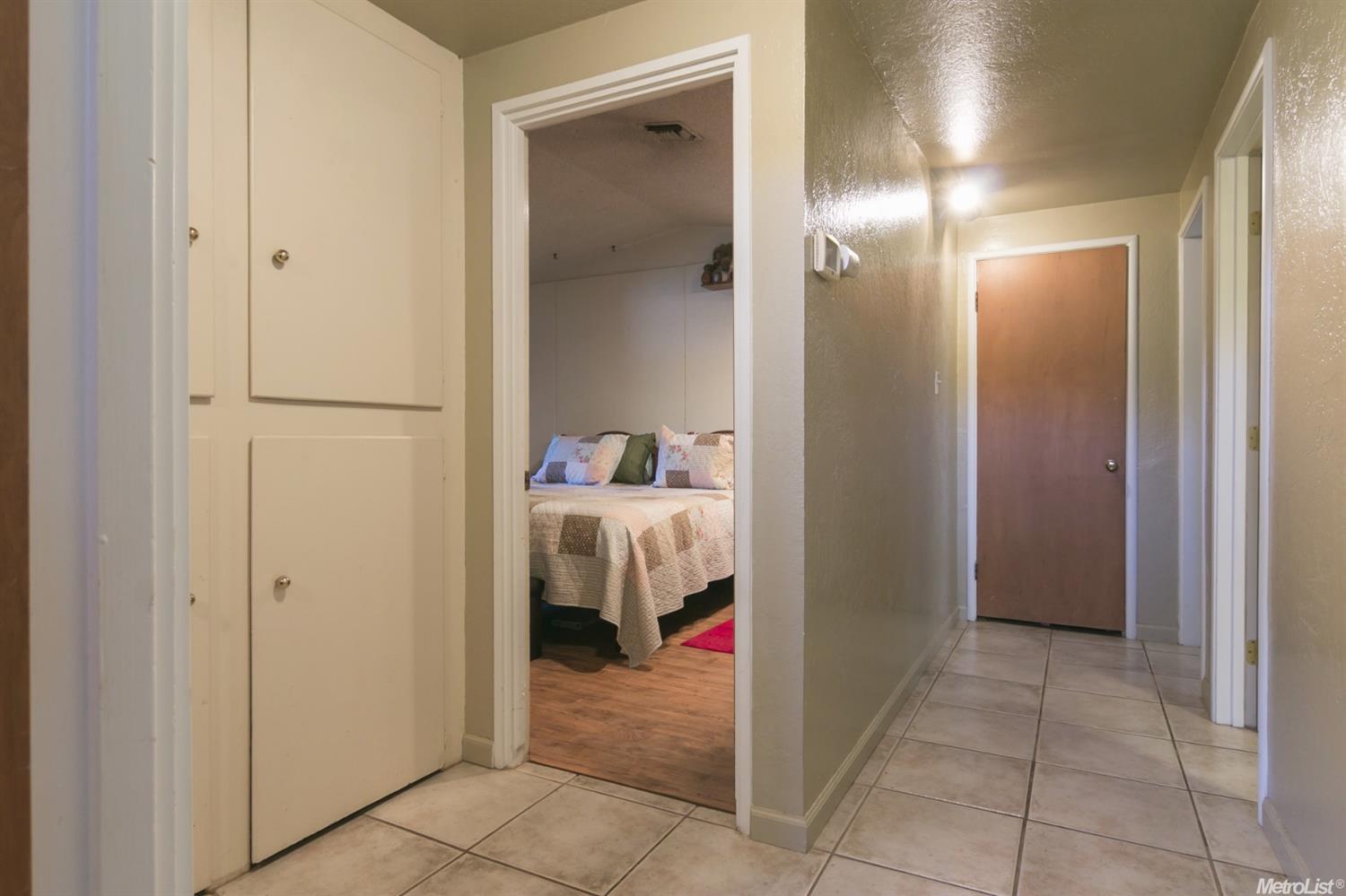 1125 E Fairmont Ave, Modesto, CA 95350 photo 23