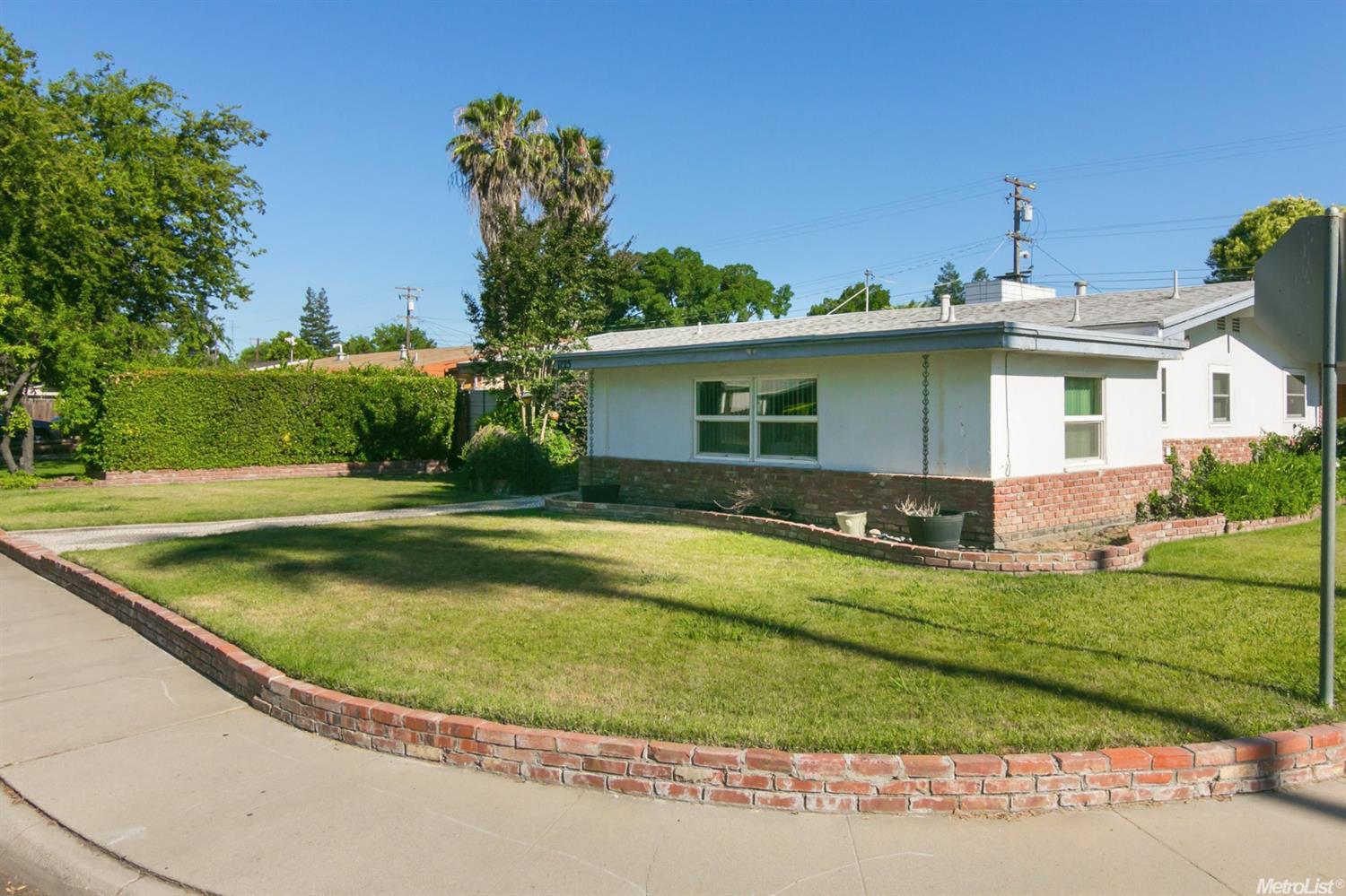 1125 E Fairmont Ave, Modesto, CA 95350 photo 3