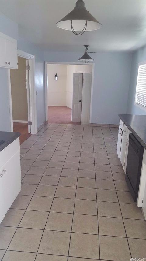 947 Daisy Ave, Lodi, CA 95242 photo 6