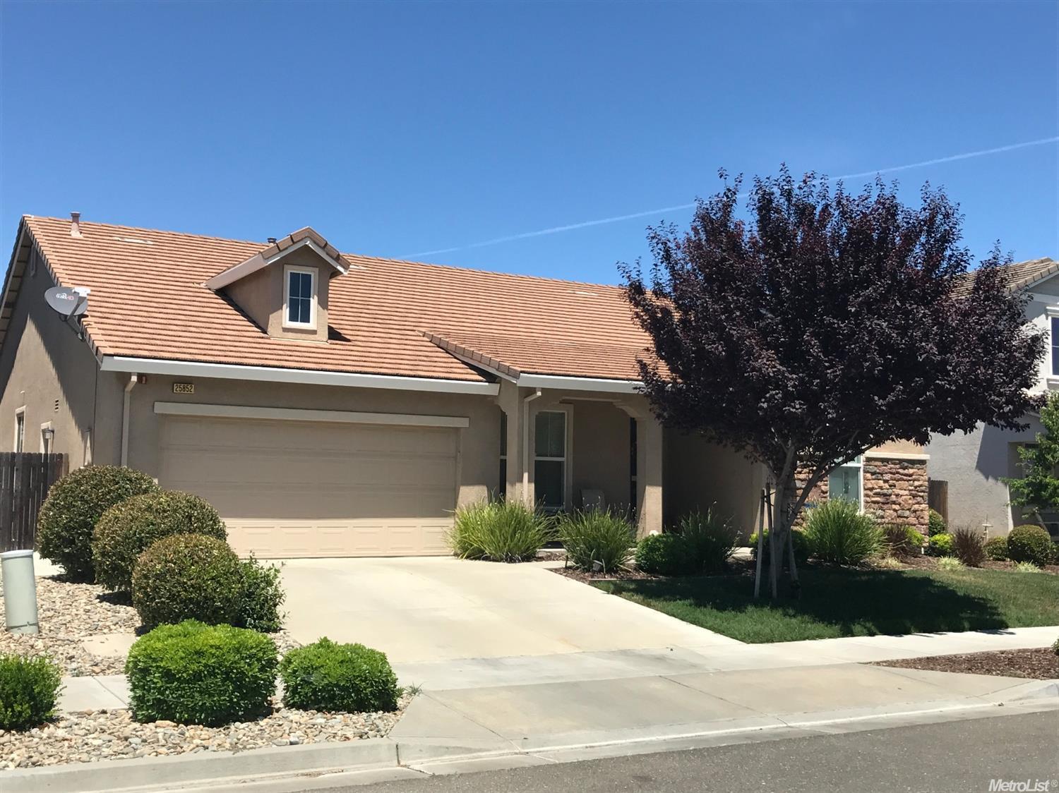 25852 Clover St, Esparto, CA 95627 photo 2