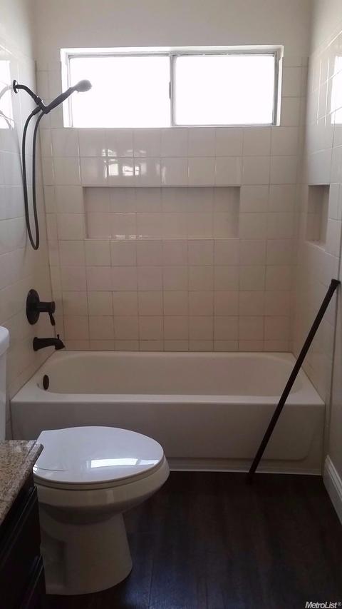 1383 Bunker Ln, Manteca, CA 95336 photo 9