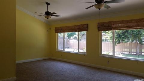 1383 Bunker Ln, Manteca, CA 95336 photo 3
