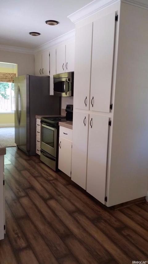 1383 Bunker Ln, Manteca, CA 95336 photo 5