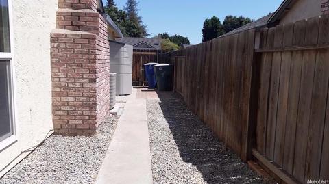 1383 Bunker Ln, Manteca, CA 95336 photo 12