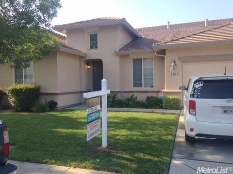 1309 Blakely Ln, Modesto, CA 95356 photo 1