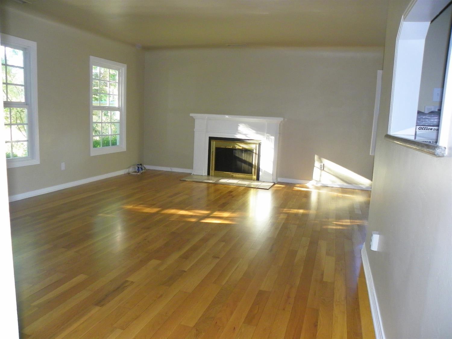 411 N Olive Ave, Modesto, CA 95350 photo 4