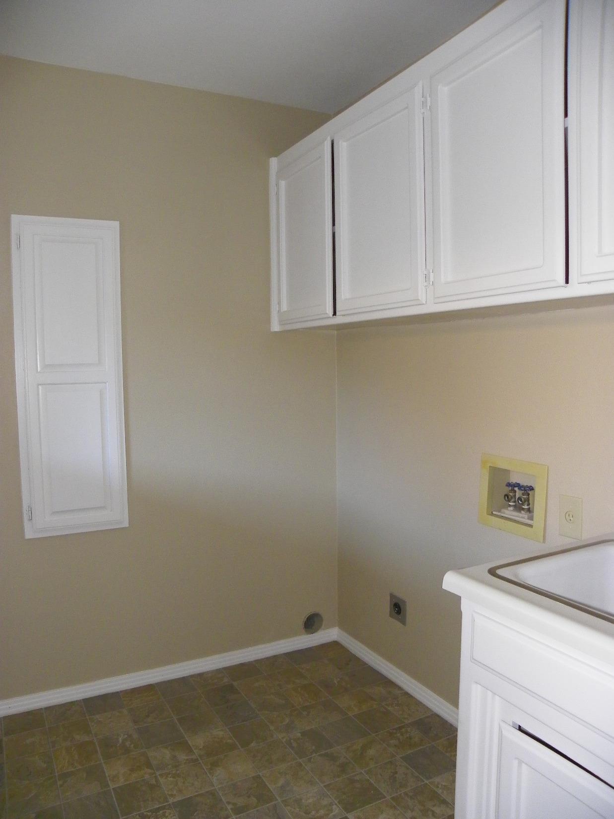 411 N Olive Ave, Modesto, CA 95350 photo 19