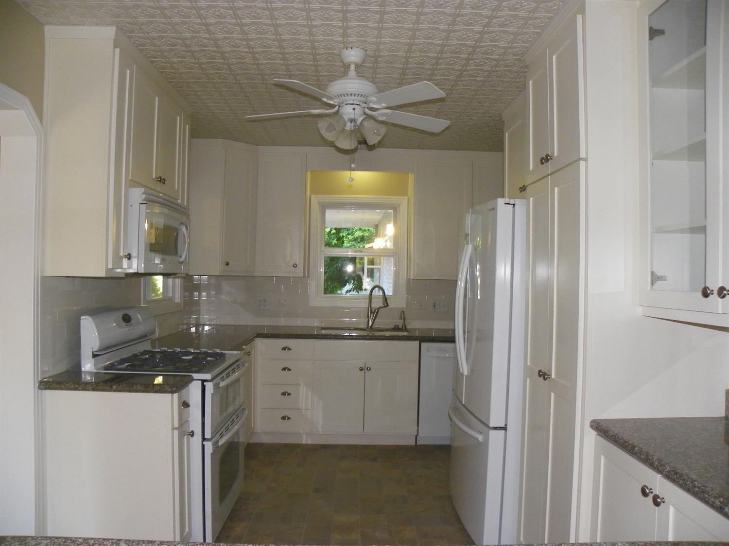 411 N Olive Ave, Modesto, CA 95350 photo 7