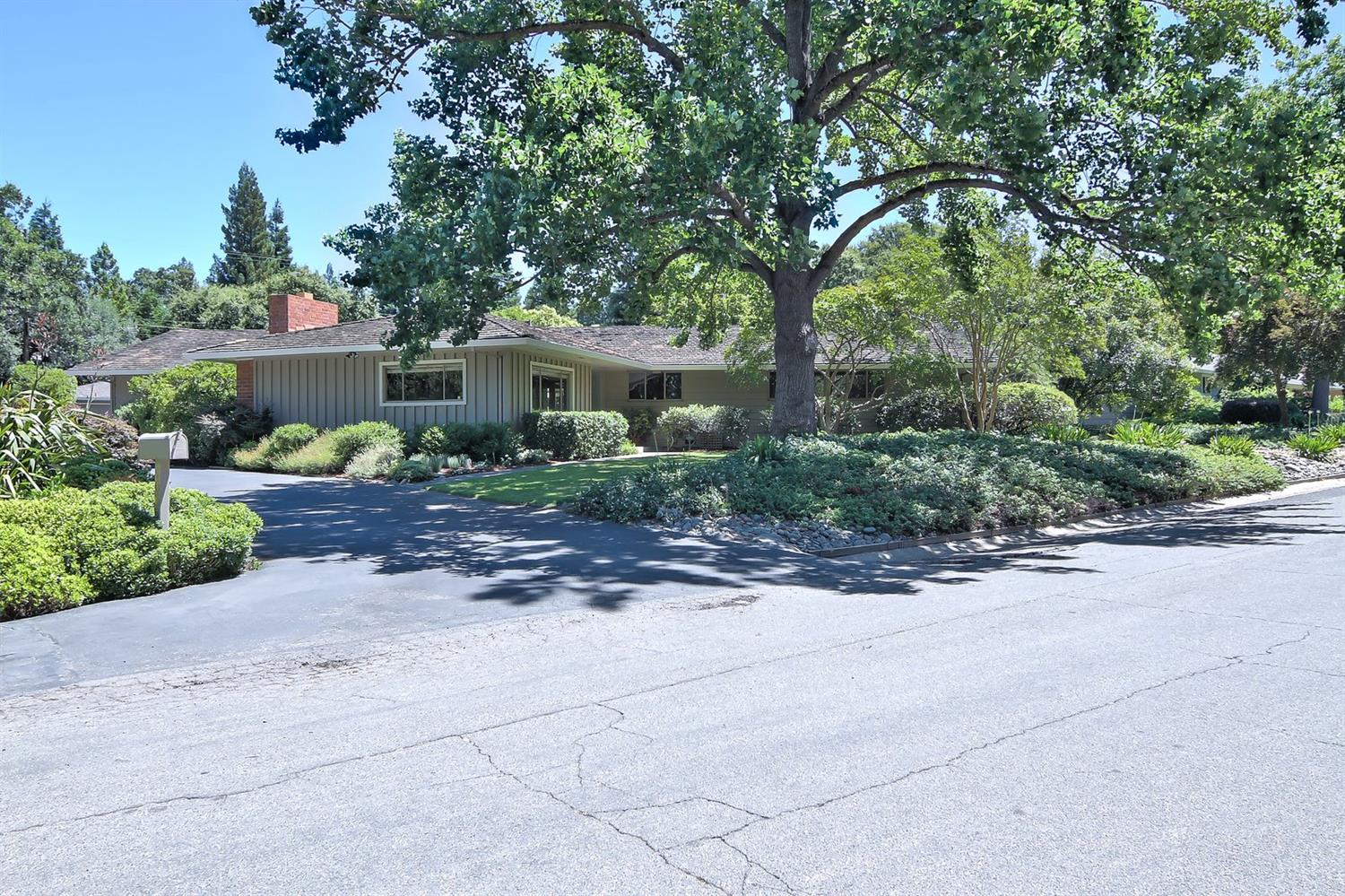 1666 Del Dayo Dr, Carmichael, CA 95608 photo 2