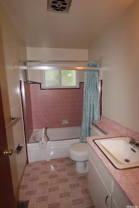 5024 San Marque Cir, Carmichael, CA 95608 photo 12