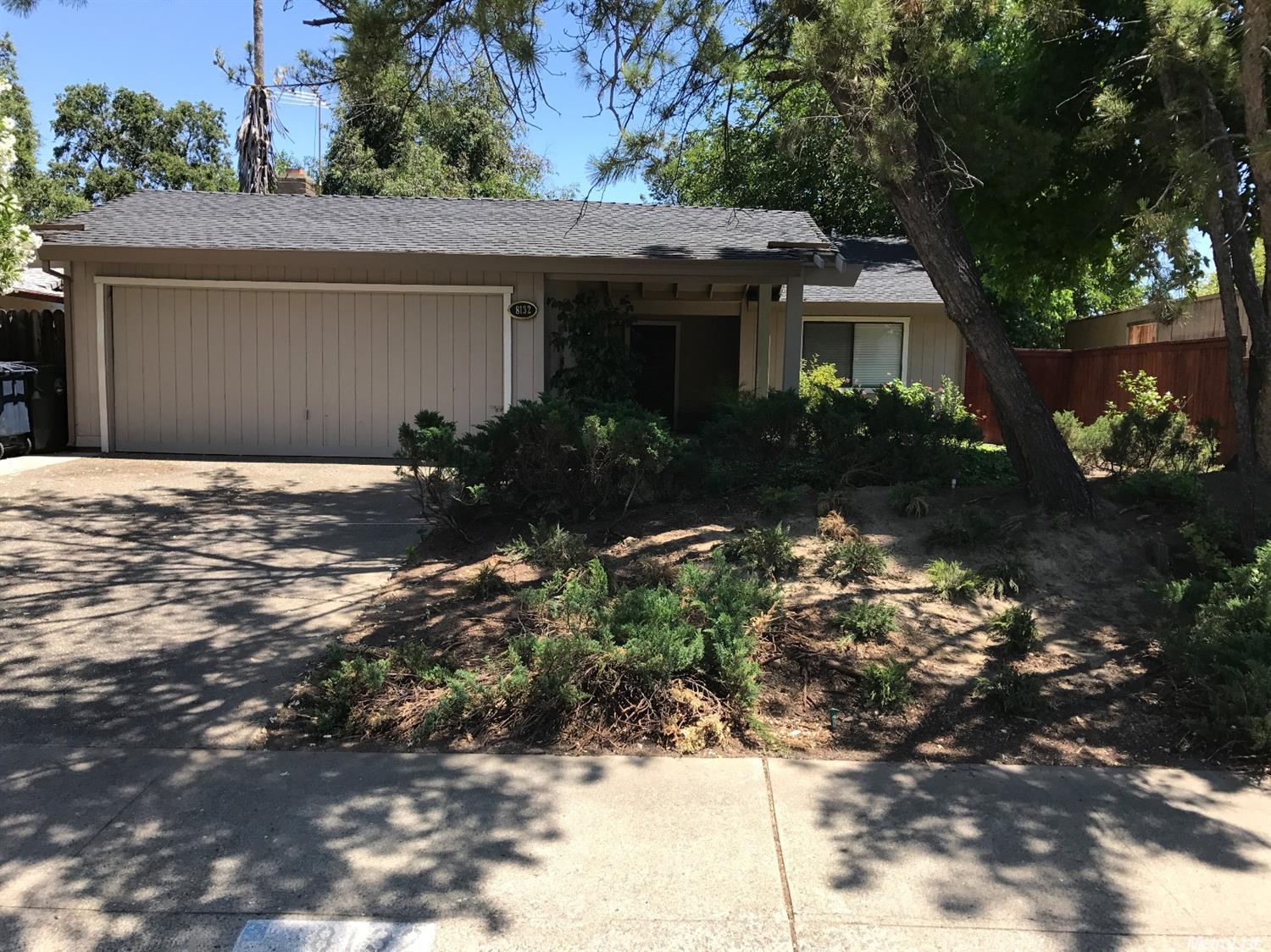 8132 Zenith Dr, Citrus Heights, CA 95621 photo 1