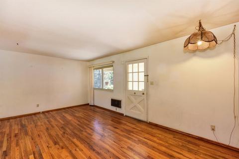 201 Oak St, Colfax, CA 95713 photo 5