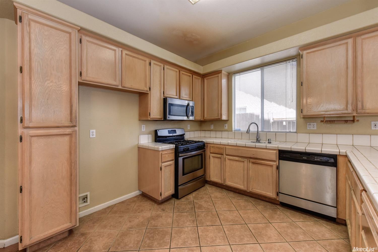 3308 Pepperridge Dr, Antelope, CA 95843 photo 10