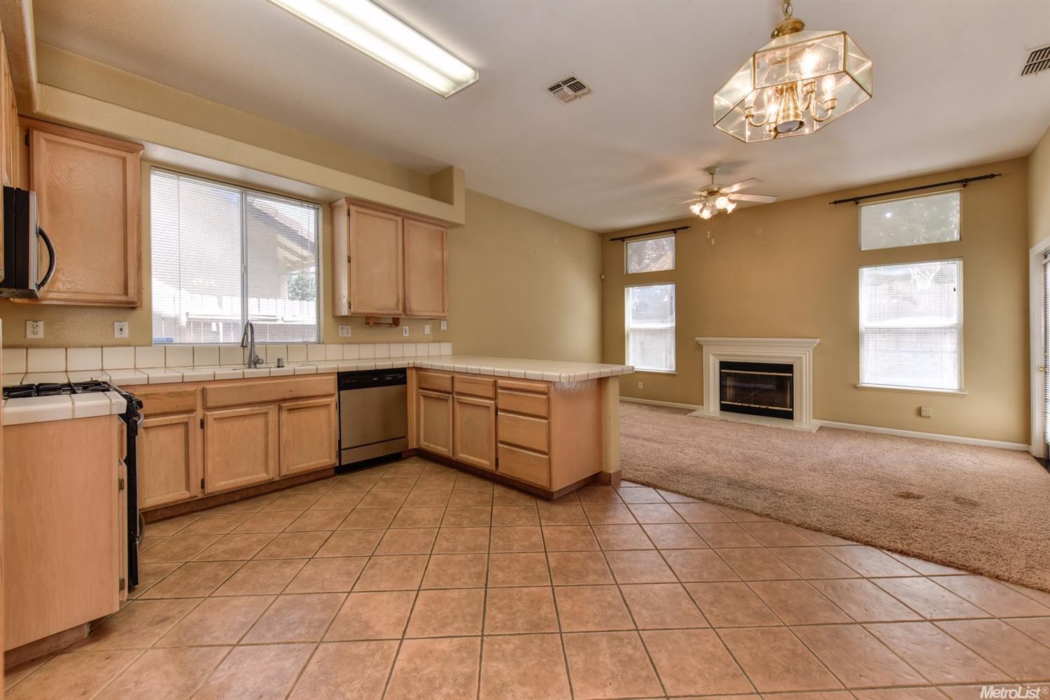 3308 Pepperridge Dr, Antelope, CA 95843 photo 8