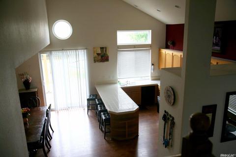 3818 Podocarpus Dr, Ceres, CA 95307 photo 3