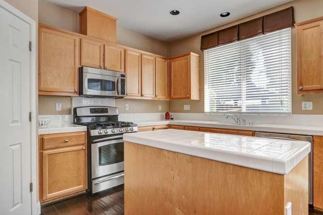 2682 Pyramid Dr, Tracy, CA 95304 photo 6