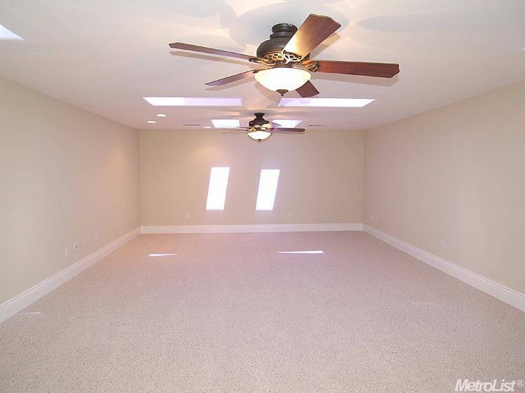 3820 Mondrian Dr, Modesto, CA 95356 photo 16