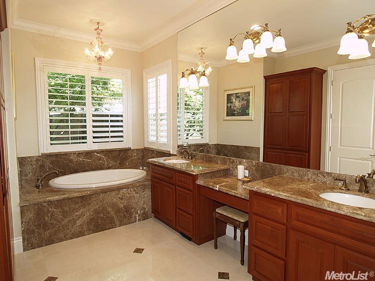 3820 Mondrian Dr, Modesto, CA 95356 photo 18