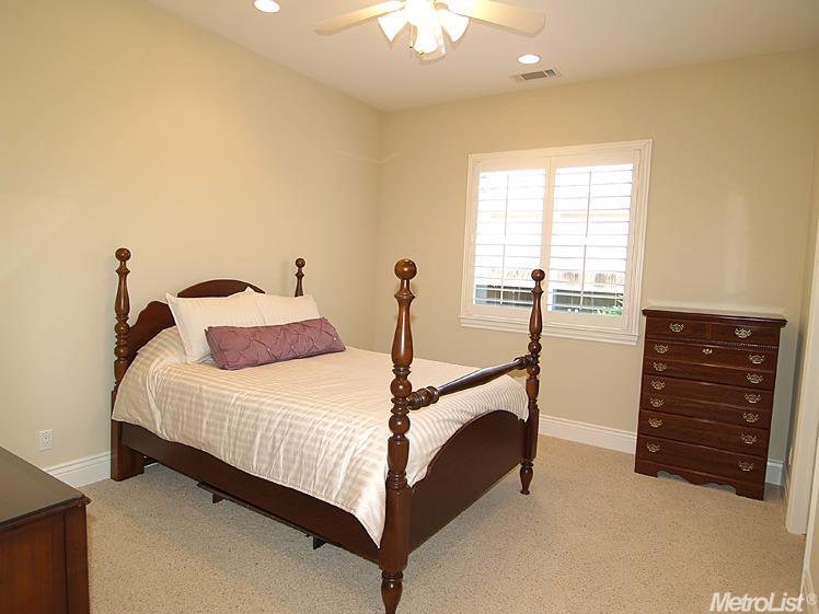 3820 Mondrian Dr, Modesto, CA 95356 photo 21