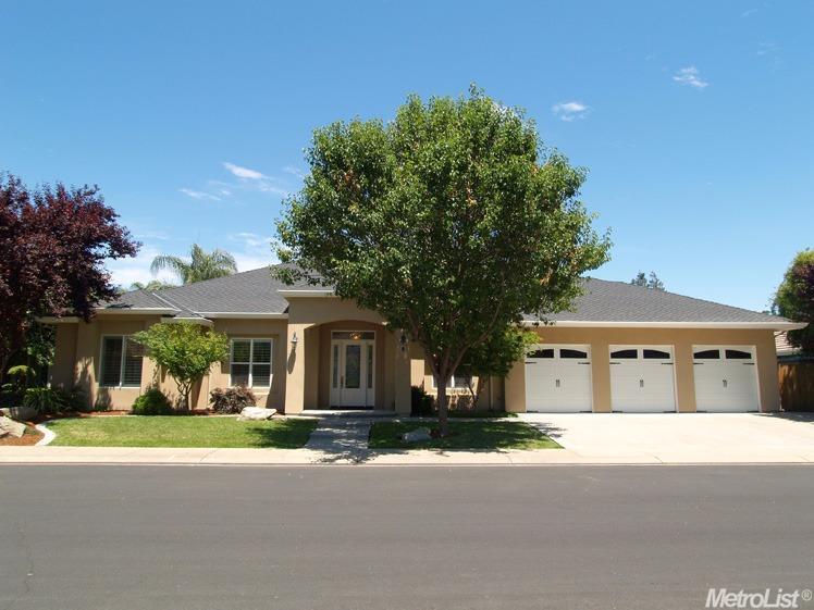 3820 Mondrian Dr, Modesto, CA 95356 photo 1