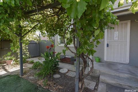 15974 6th St, Lathrop, CA 95330 photo 2
