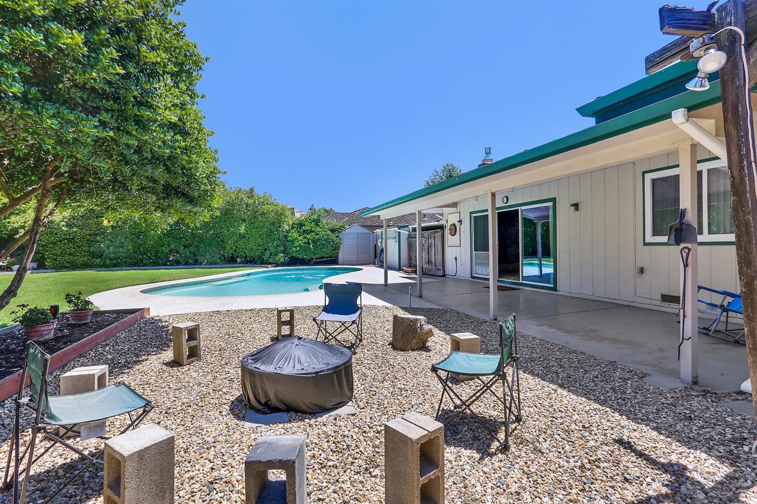 889 Tehama Dr, Lodi, CA 95242 photo 5