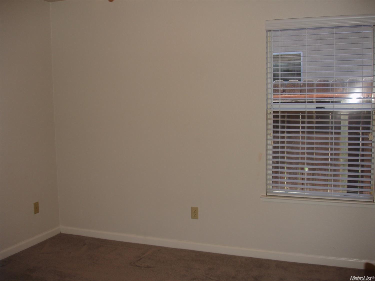 2404 Wolfeboro Ln, Modesto, CA 95358 photo 13