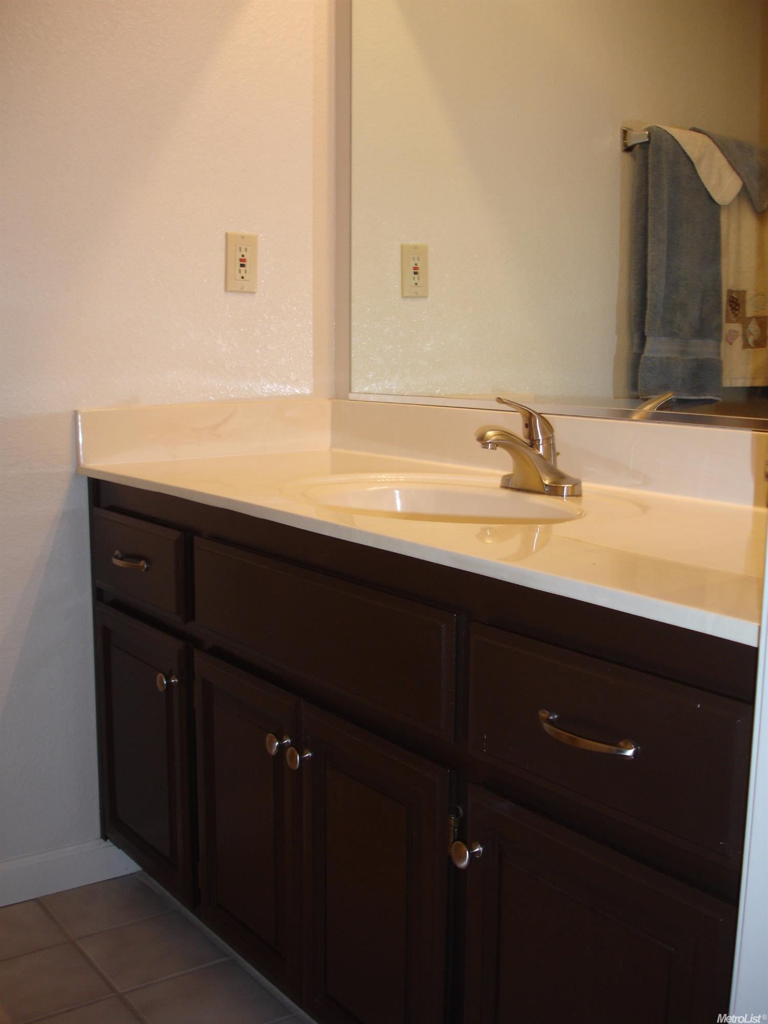 2404 Wolfeboro Ln, Modesto, CA 95358 photo 14
