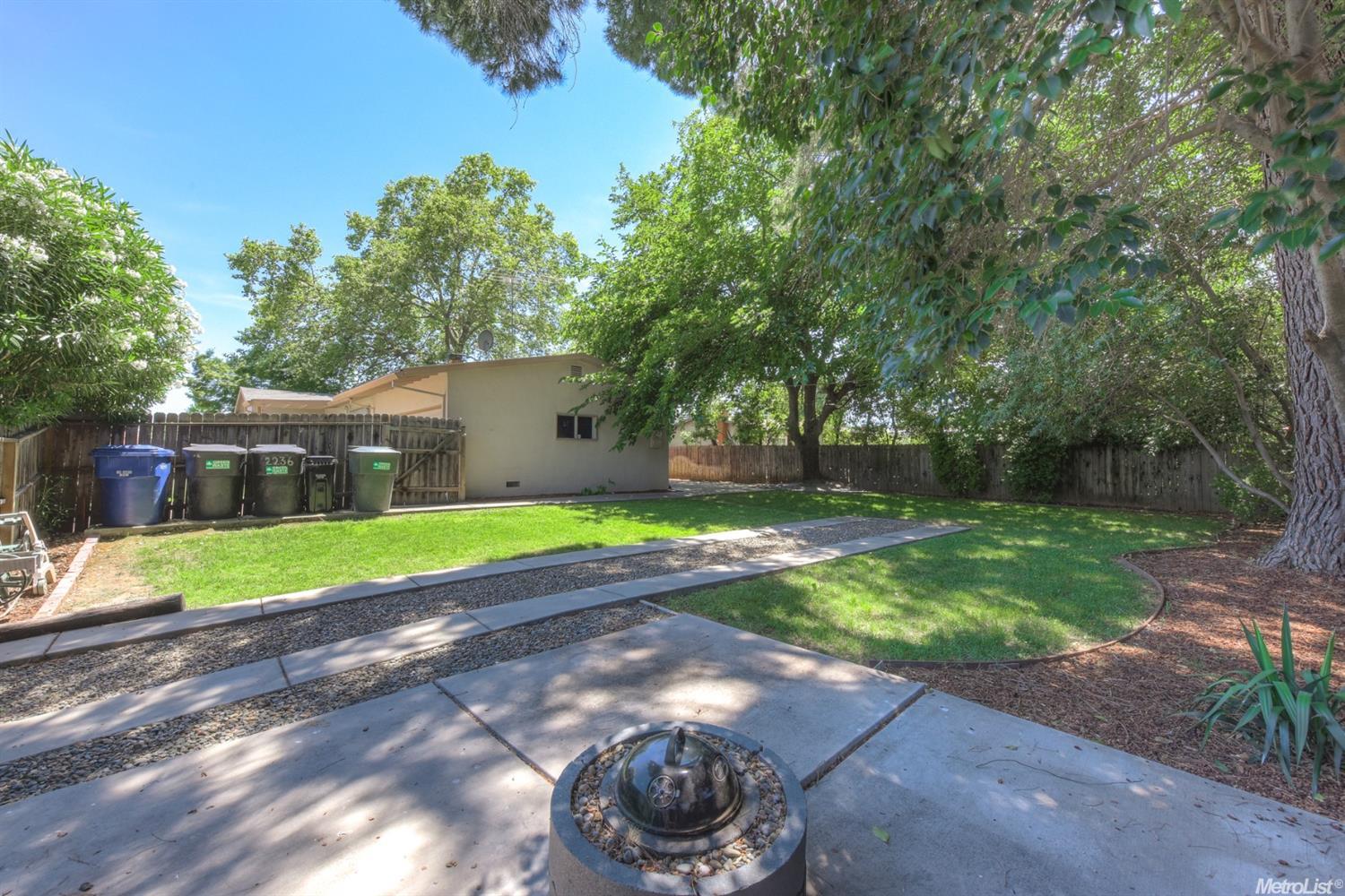 3835 Henderson Way, Carmichael, CA 95608 photo 32