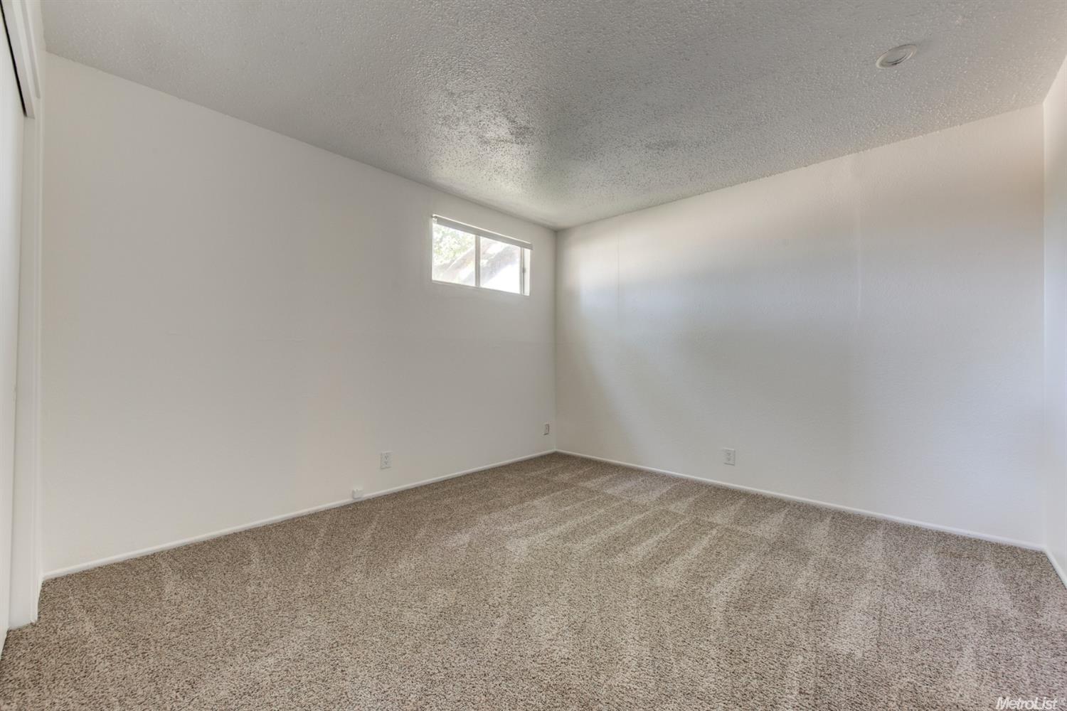 3835 Henderson Way, Carmichael, CA 95608 photo 23