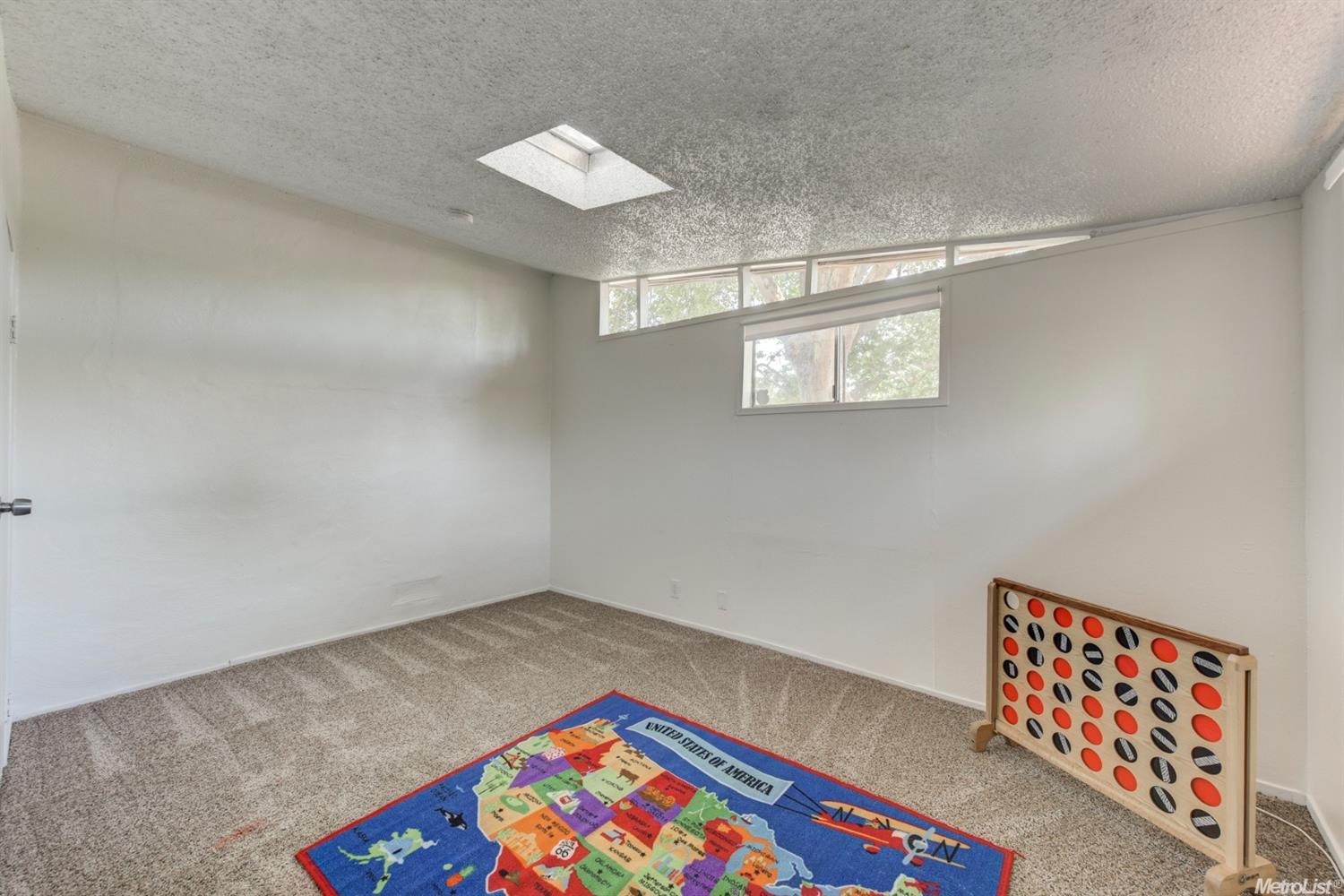 3835 Henderson Way, Carmichael, CA 95608 photo 17