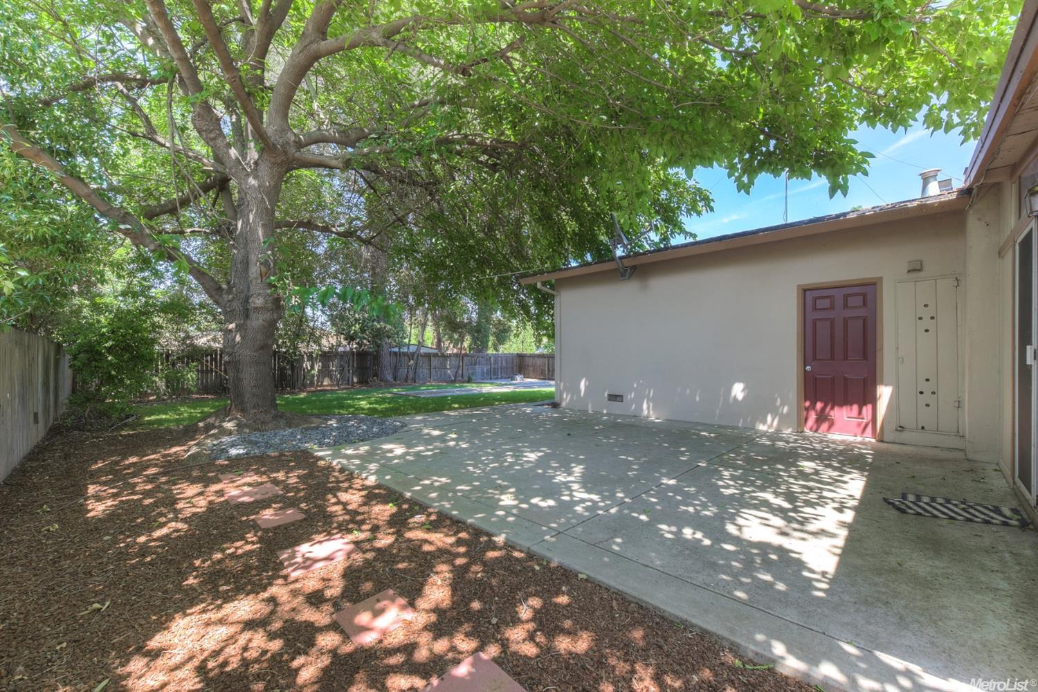 3835 Henderson Way, Carmichael, CA 95608 photo 28