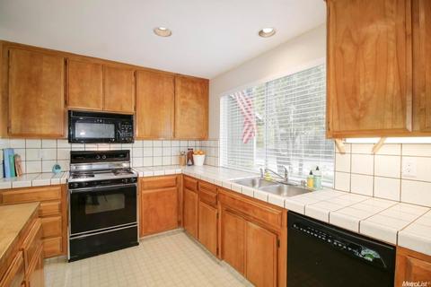2801 Concord, Davis, CA 95618 photo 8