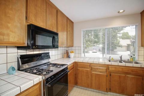2801 Concord, Davis, CA 95618 photo 9