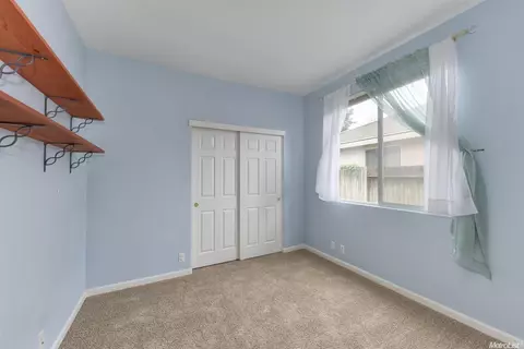 5604 Red Jasper Way, Antelope, CA 95843 photo 2