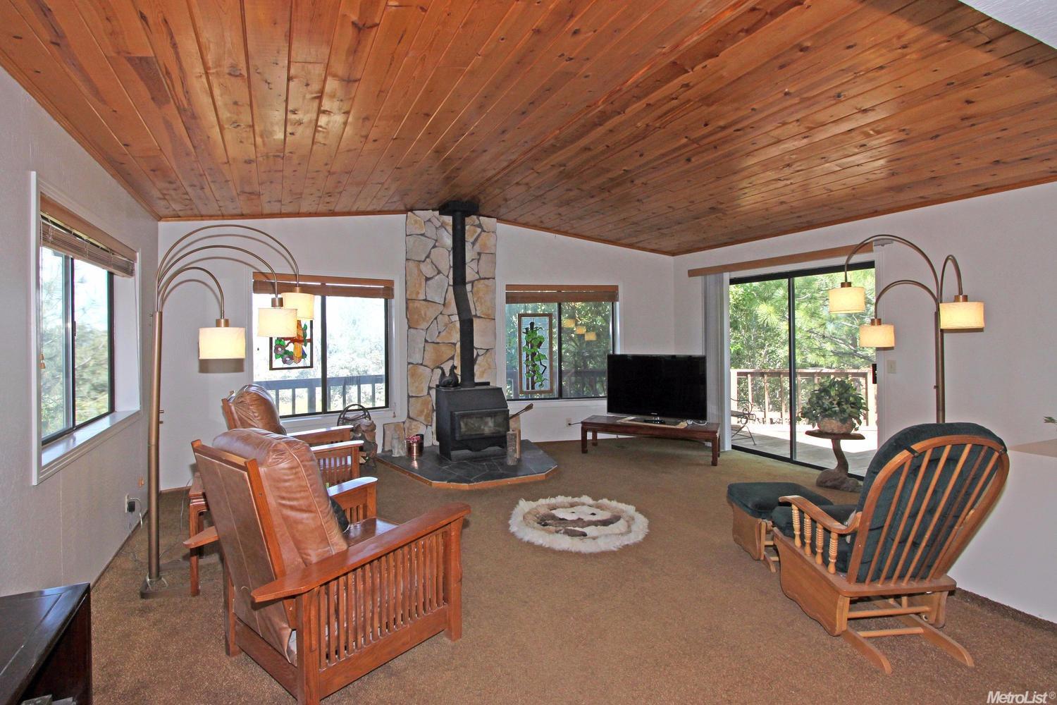 7154 Maidu Dr, Placerville, CA 95667 photo 5