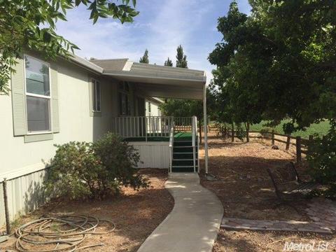 19135 Second Ave, Stevinson, CA 95374 photo 2