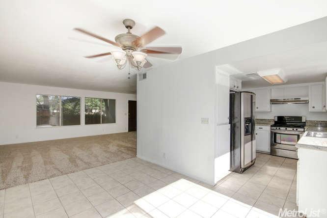 5910 Casa Alegre, Carmichael, CA 95608 photo 9