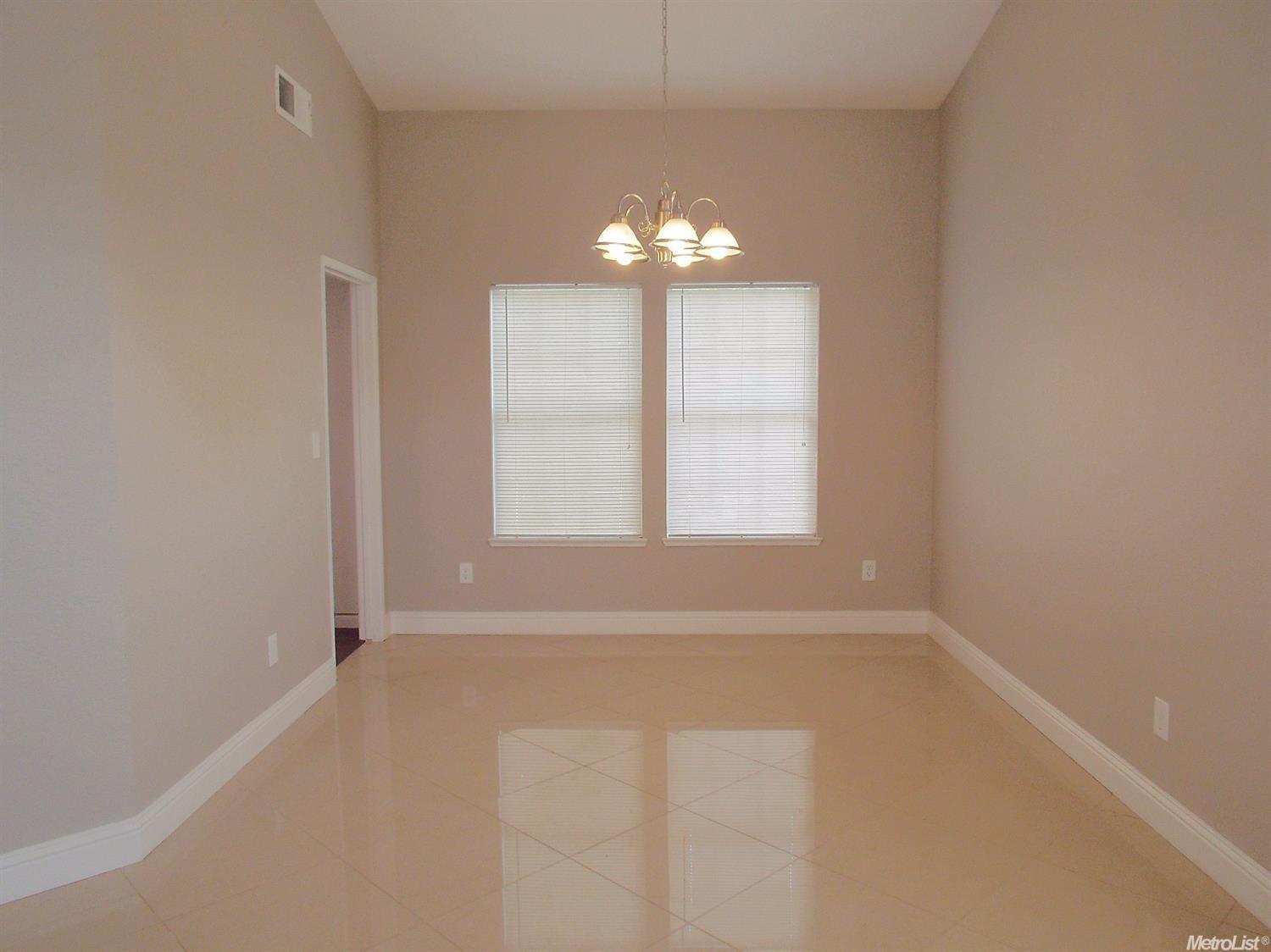 1440 Edgewater Dr, Turlock, CA 95380 photo 6