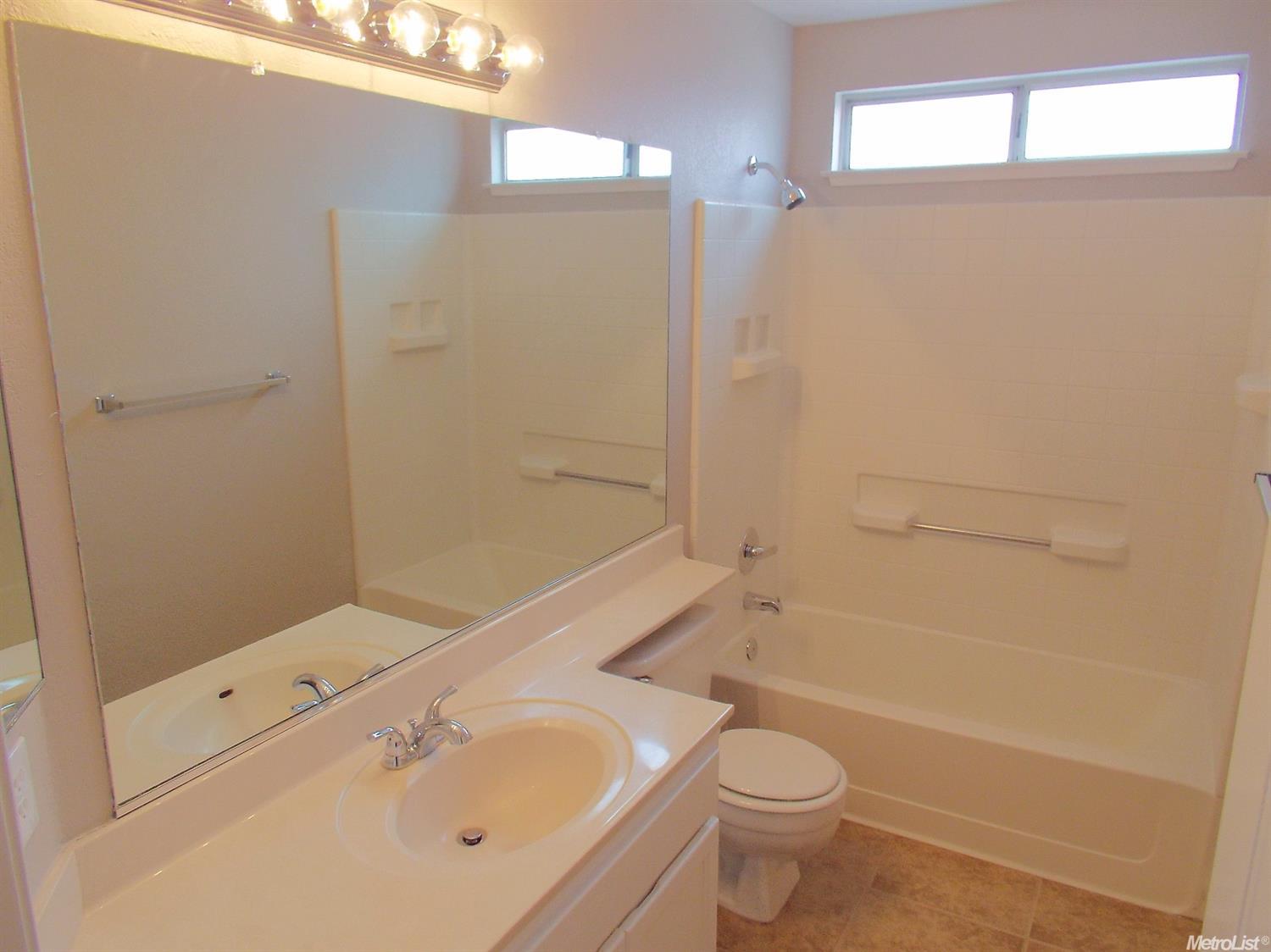 1440 Edgewater Dr, Turlock, CA 95380 photo 23