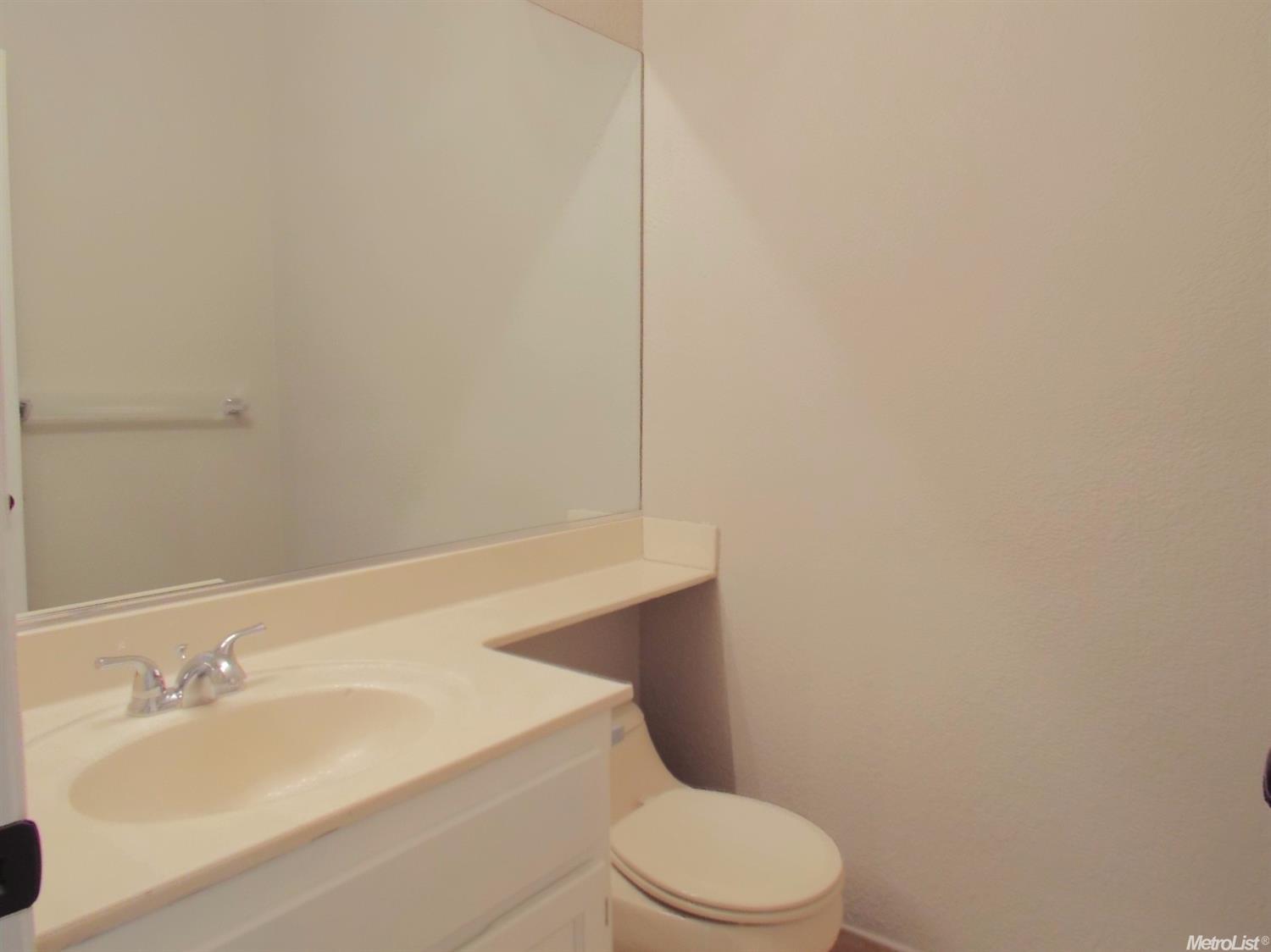 1440 Edgewater Dr, Turlock, CA 95380 photo 14